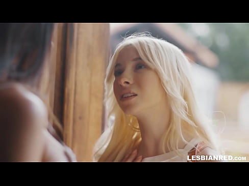 ❤️ Dievča príde domov o niekoľko mesiacov neskôr a skončí pri jedení kundičky svojej nevlastnej mamy ️ Sex video na nás sk.assistentai.ru ❌